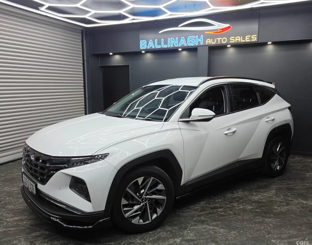 Hyundai Tucson SUV, Diesel, 2022, White