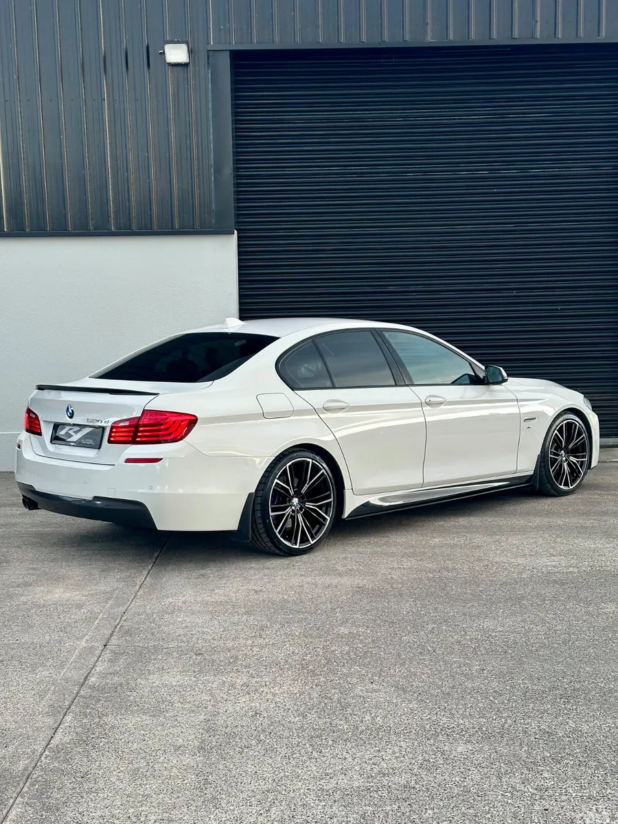 BMW 5-Series Saloon, Diesel, 2016, White