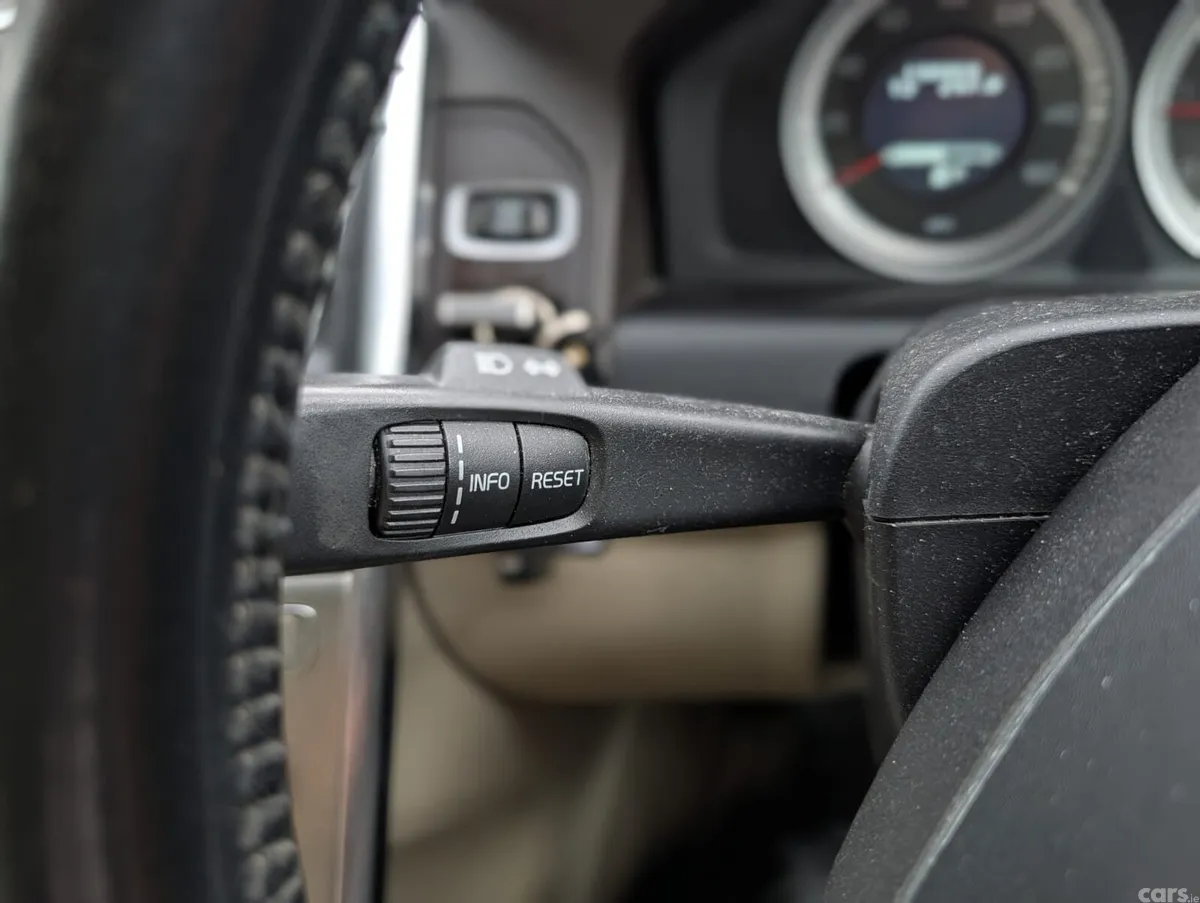 Volvo XC60 SUV, Diesel, 2011, Bronze