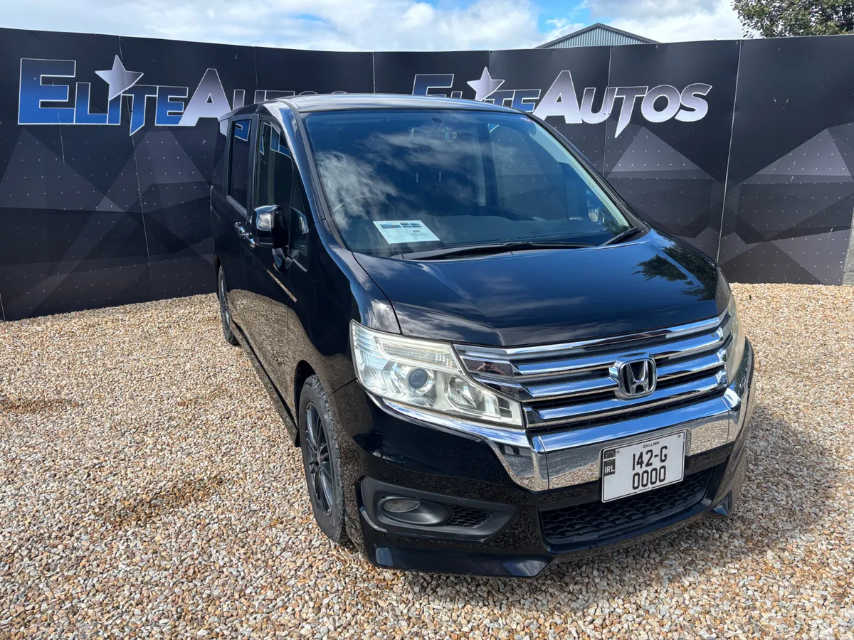 Honda Stepwagon MPV, Petrol, 2014, Black
