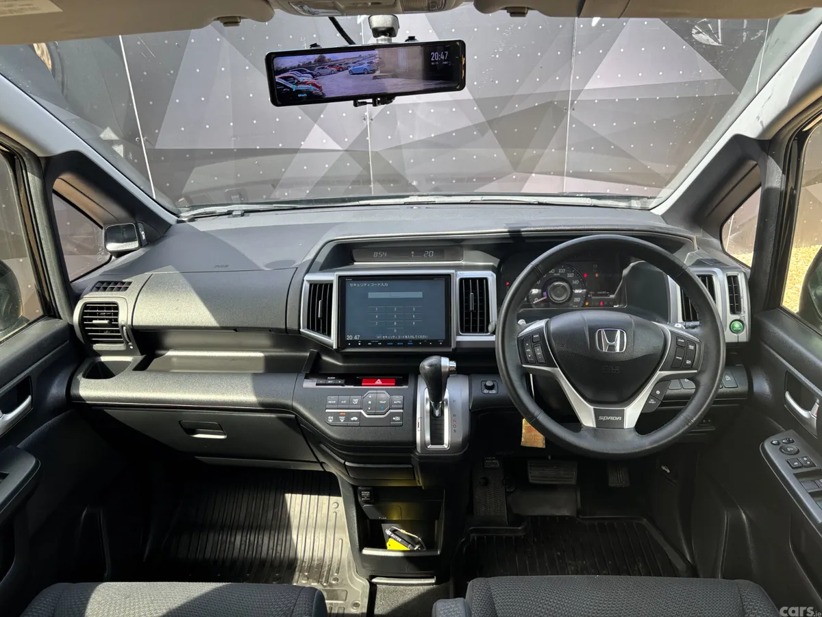 Honda Stepwagon MPV, Petrol, 2014, Black