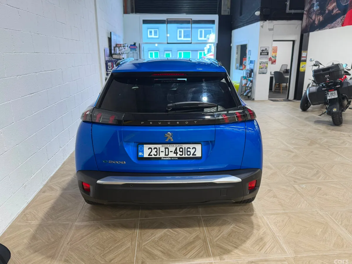 Peugeot 2008 SUV, Electric, 2023, Blue