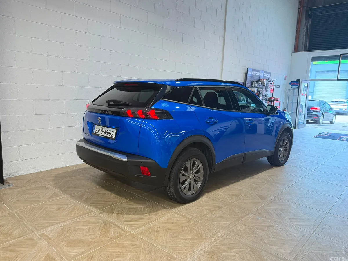 Peugeot 2008 SUV, Electric, 2023, Blue