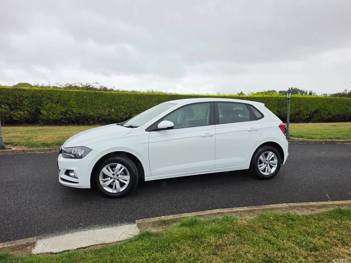 Volkswagen Polo Hatchback, Petrol, 2020, White