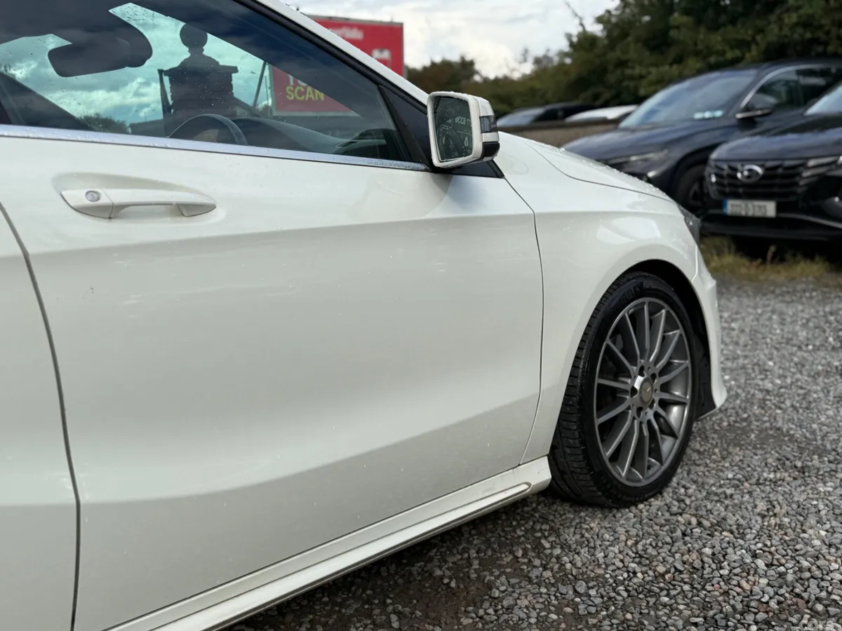Mercedes-Benz A-Class Hatchback, Petrol, 2014, White