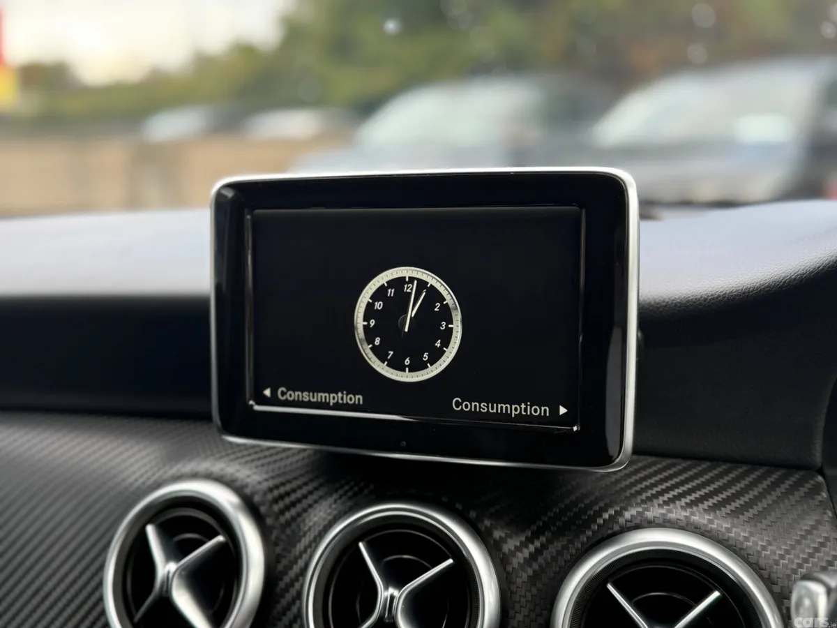 Mercedes-Benz A-Class Hatchback, Petrol, 2014, White