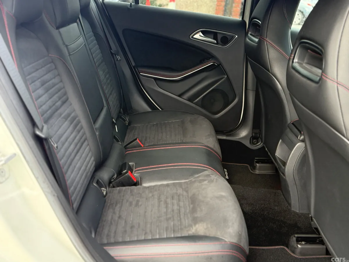 Mercedes-Benz A-Class Hatchback, Petrol, 2014, White