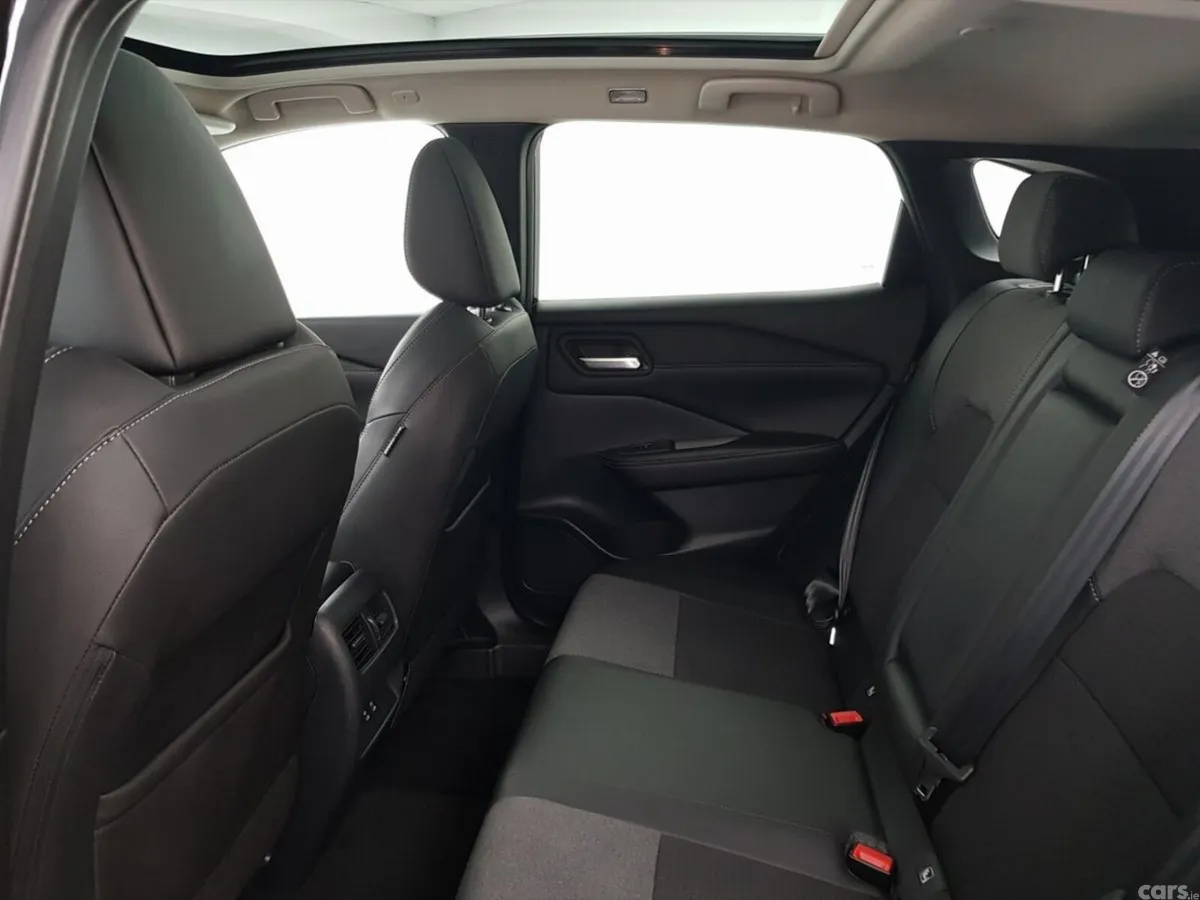 Nissan Qashqai MPV, Petrol Hybrid, 2025, Black