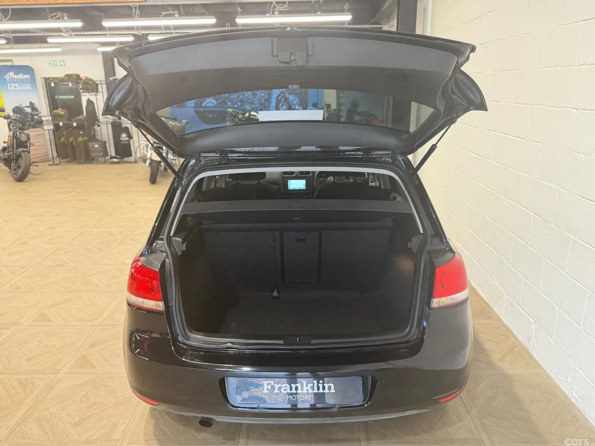 Volkswagen Golf Hatchback, Petrol, 2012, Black