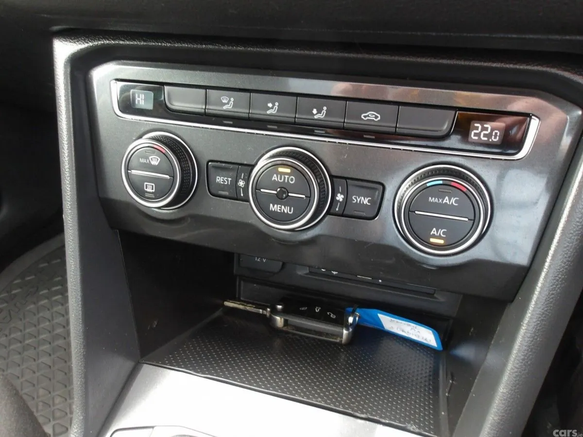 Volkswagen Tiguan SUV, Diesel, 2017, Blue