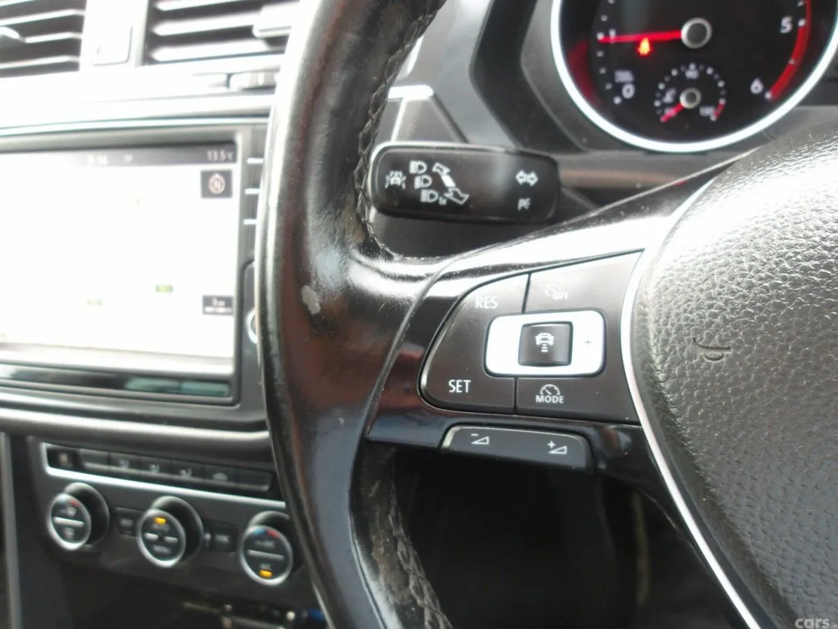 Volkswagen Tiguan SUV, Diesel, 2017, Blue