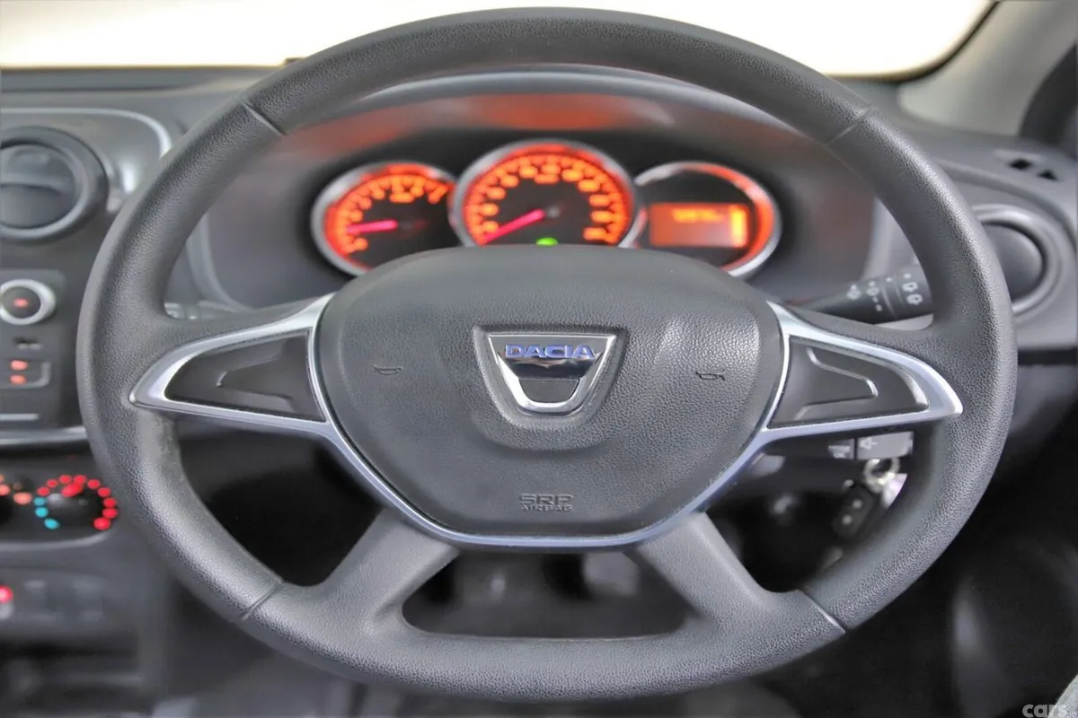 Dacia Sandero Hatchback, Petrol, 2019, Blue