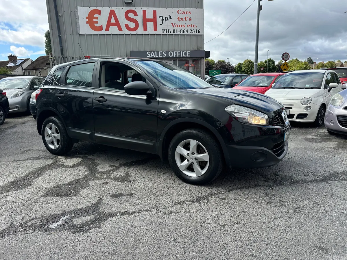 Nissan Qashqai Hatchback, Diesel, 2012, Black
