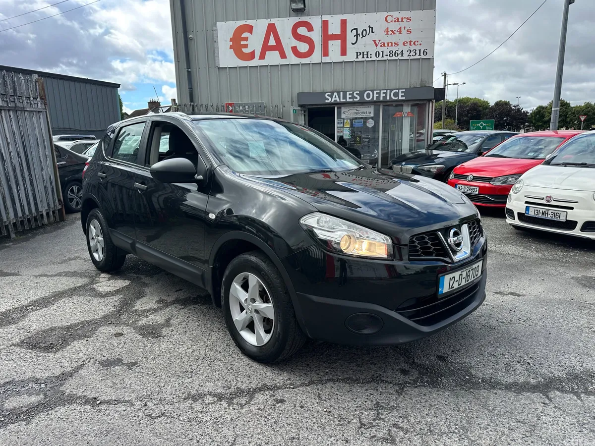 Nissan Qashqai Hatchback, Diesel, 2012, Black