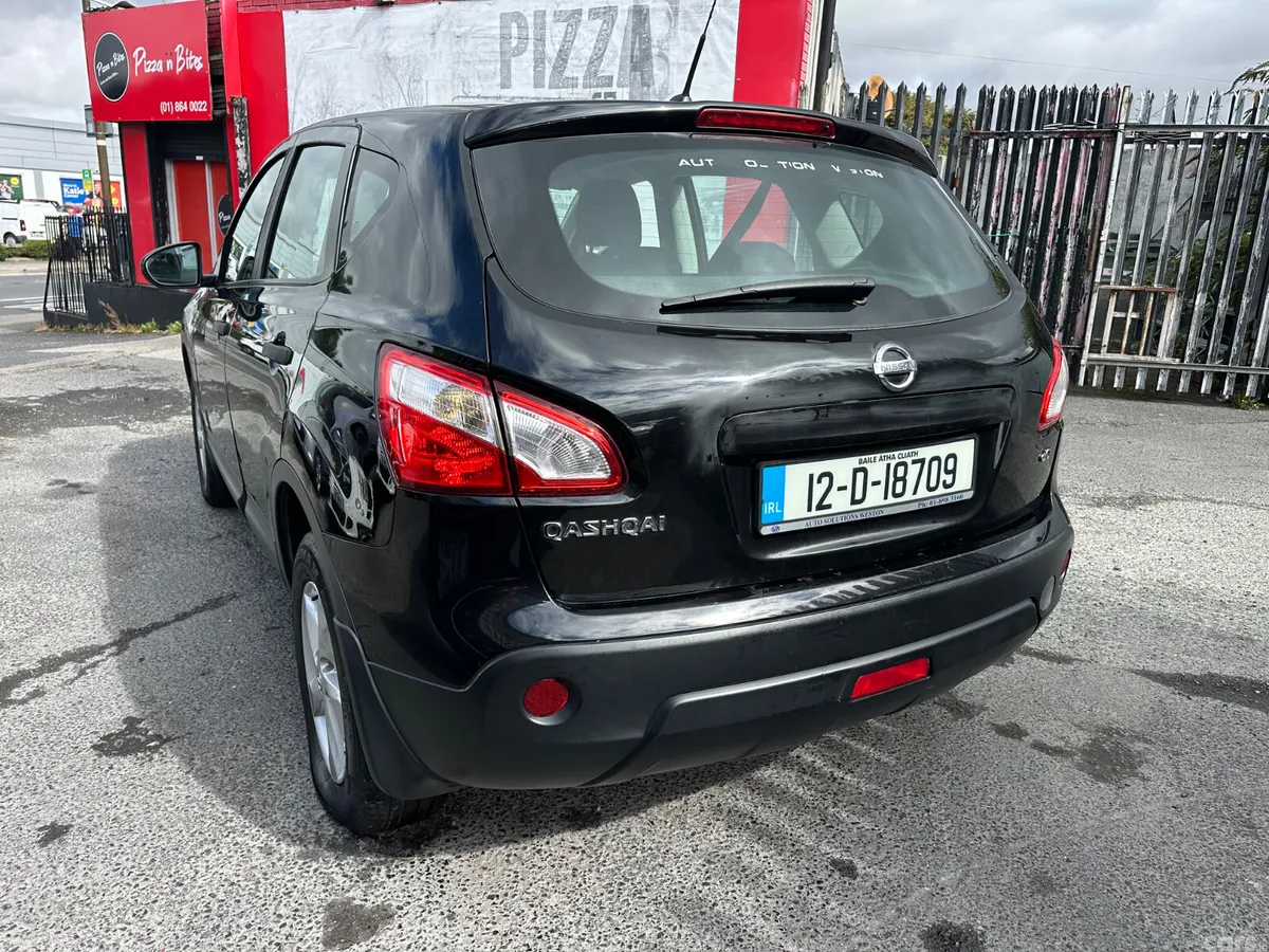 Nissan Qashqai Hatchback, Diesel, 2012, Black