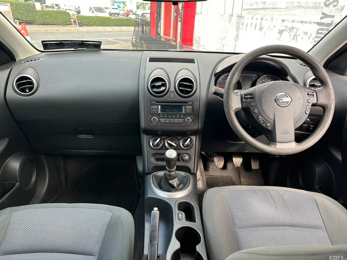Nissan Qashqai Hatchback, Diesel, 2012, Black
