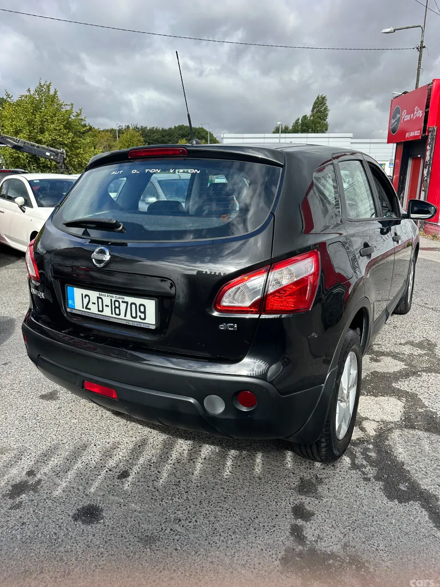 Nissan Qashqai Hatchback, Diesel, 2012, Black