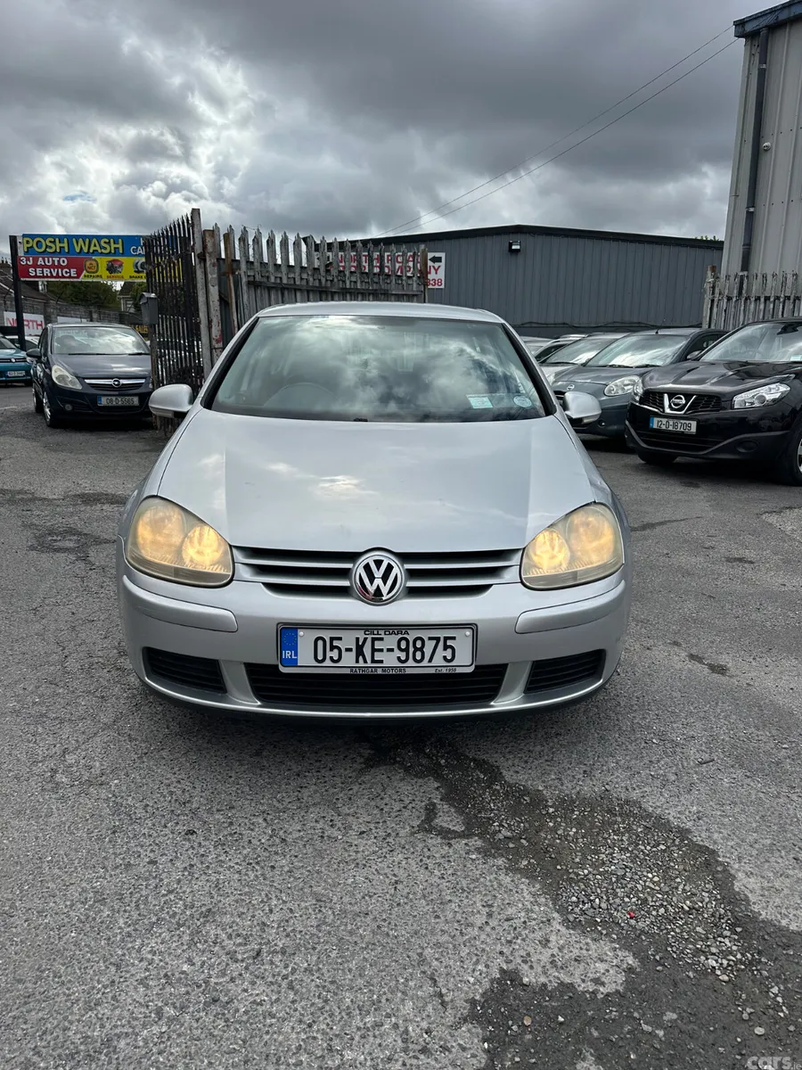 Volkswagen Golf Hatchback, Petrol, 2005, Silver