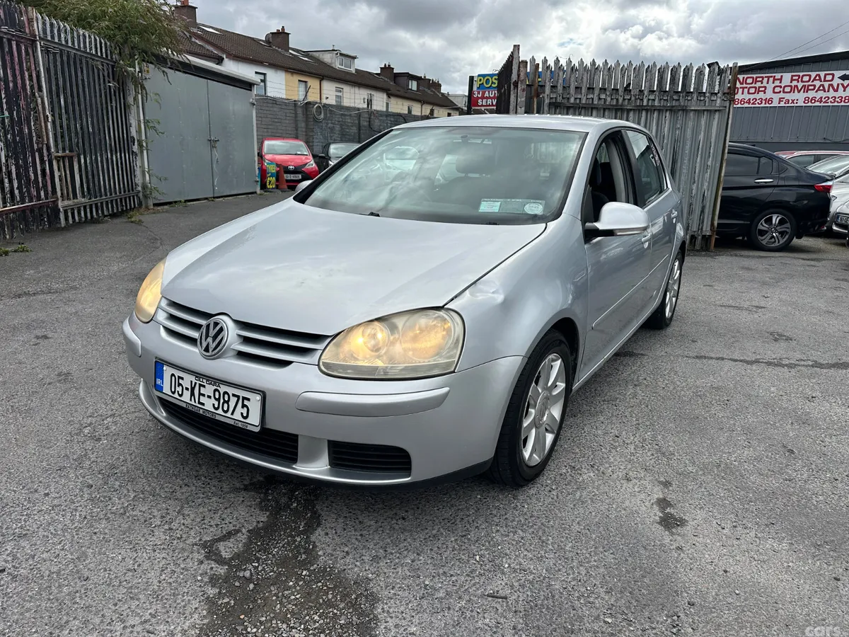 Volkswagen Golf Hatchback, Petrol, 2005, Silver