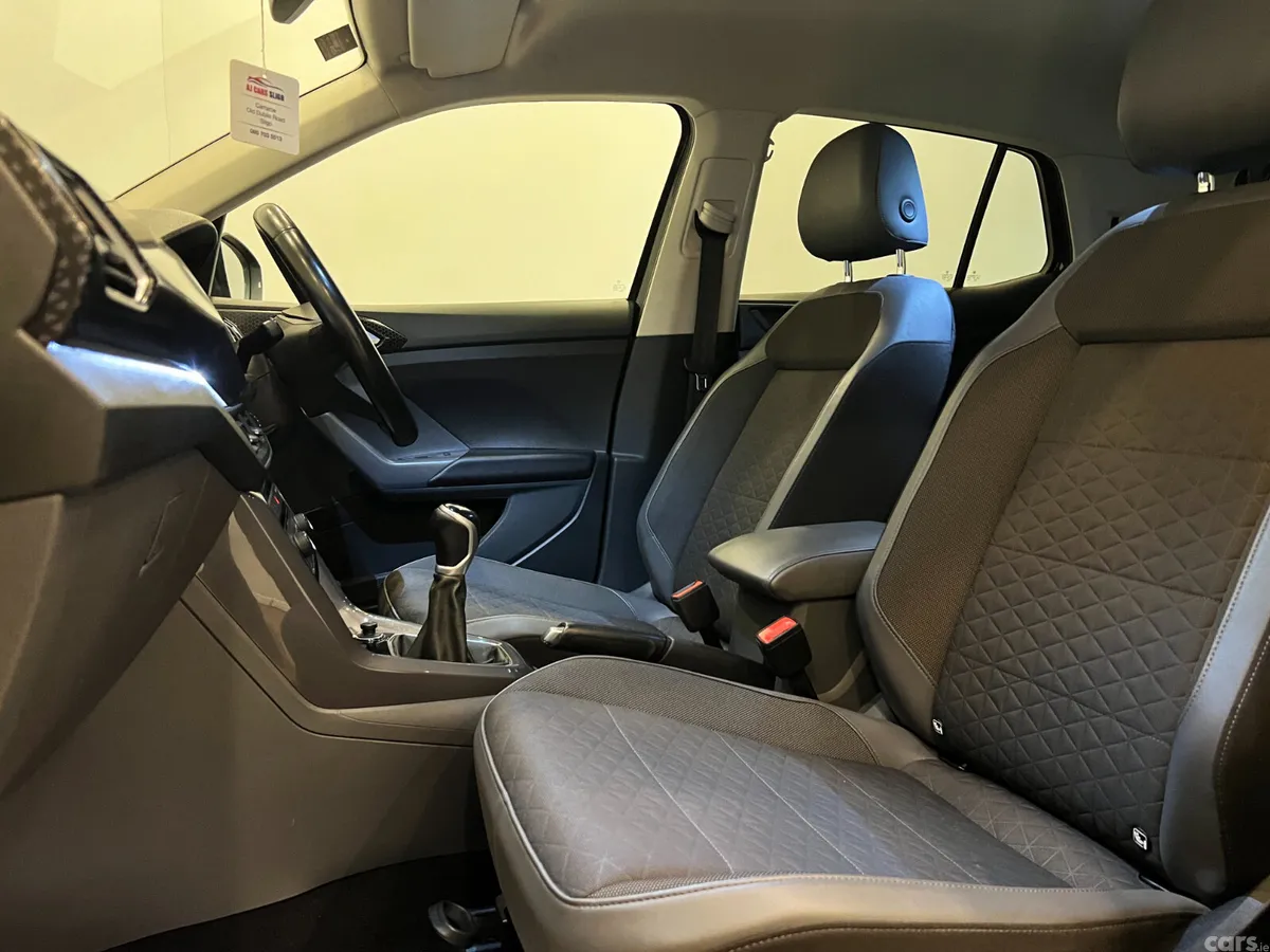 Volkswagen T-Cross Estate/Jeep, Diesel, 2020, Black