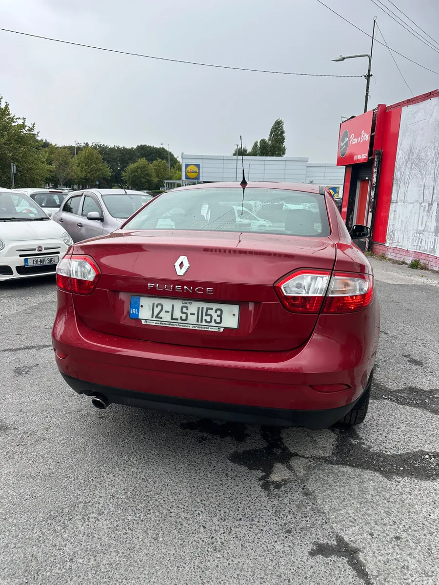 Renault Fluence Saloon, Diesel, 2012, Red
