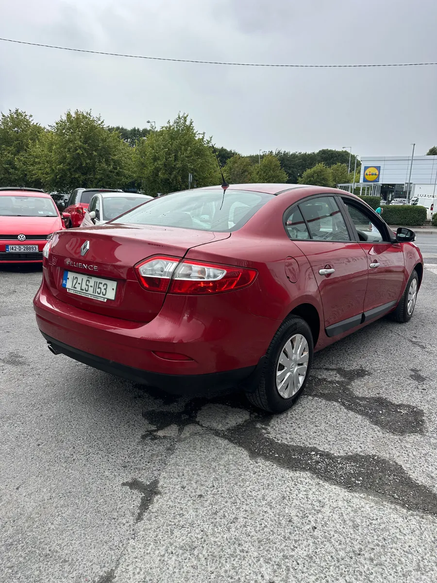 Renault Fluence Saloon, Diesel, 2012, Red