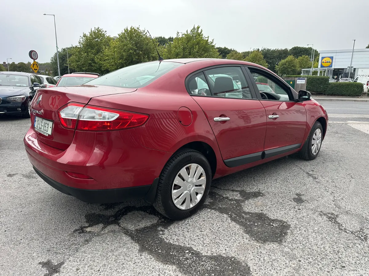 Renault Fluence Saloon, Diesel, 2012, Red
