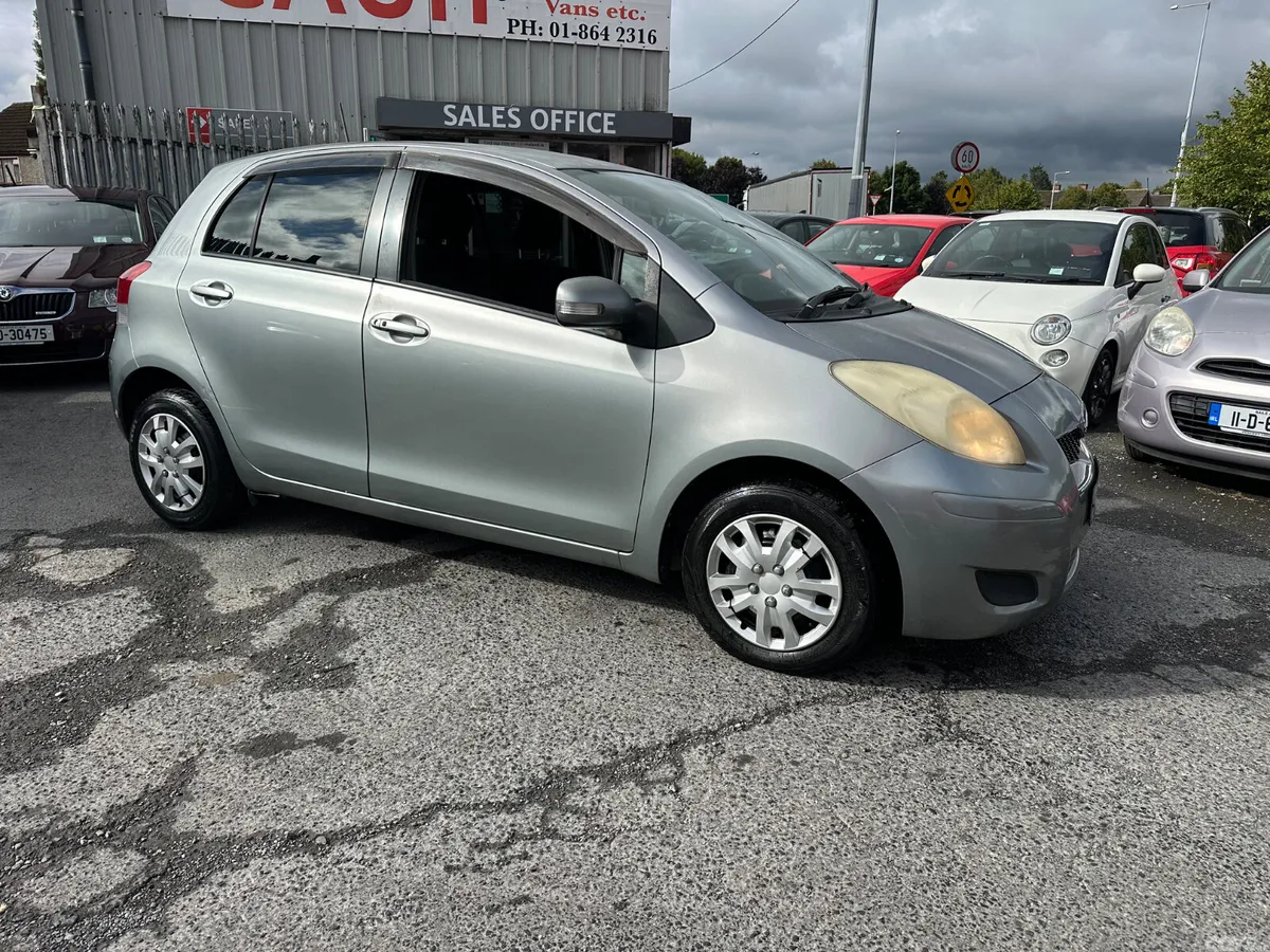 Toyota Vitz Hatchback, Petrol, 2007, Grey