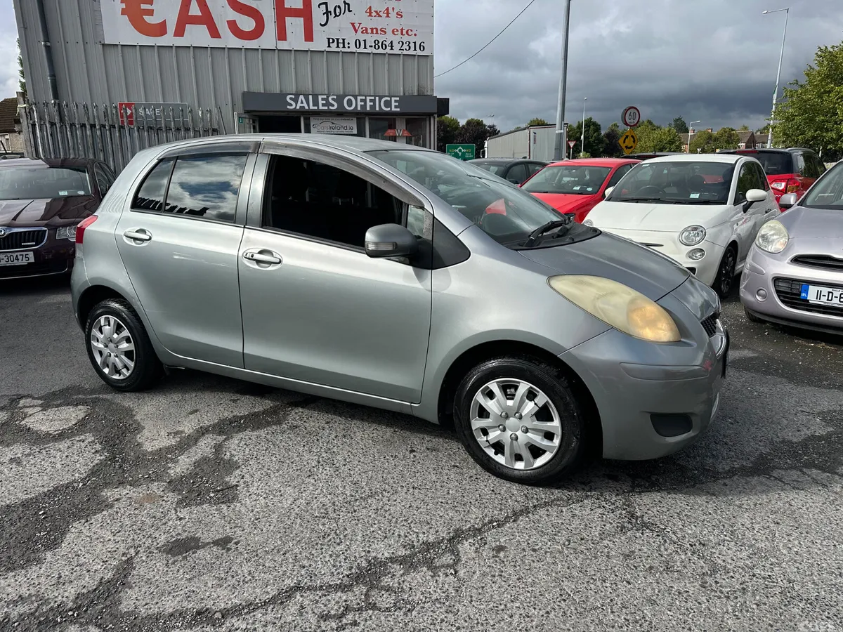 Toyota Vitz Hatchback, Petrol, 2007, Grey