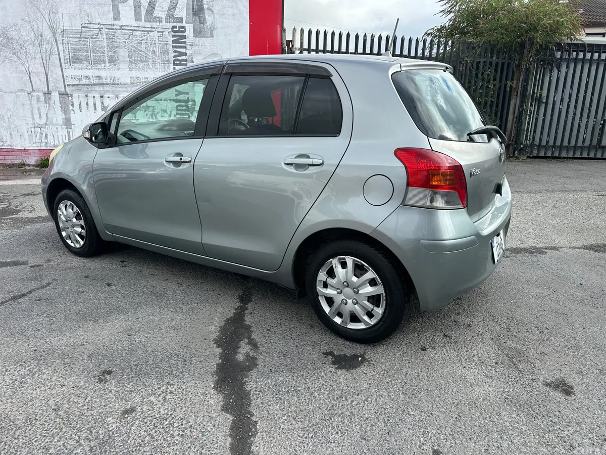 Toyota Vitz Hatchback, Petrol, 2007, Grey
