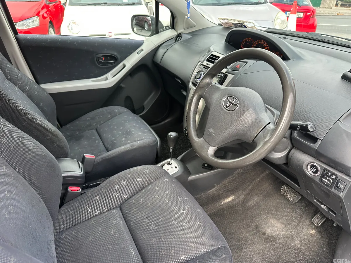 Toyota Vitz Hatchback, Petrol, 2007, Grey