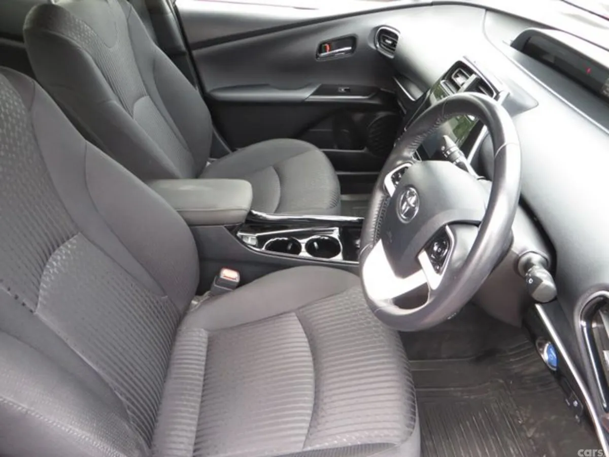Toyota Prius Hatchback, Petrol Hybrid, 2019, Red
