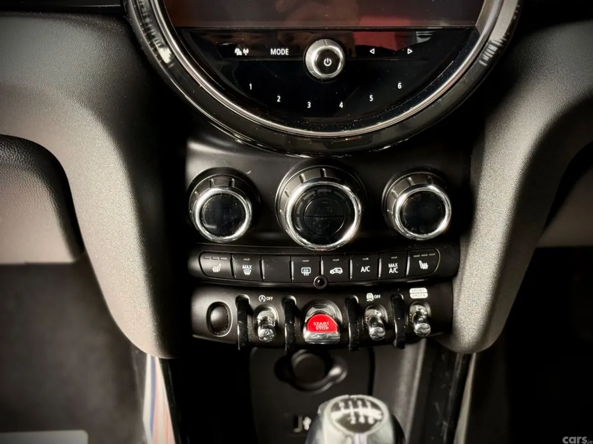 Mini Cooper Hatchback, Petrol, 2024, White