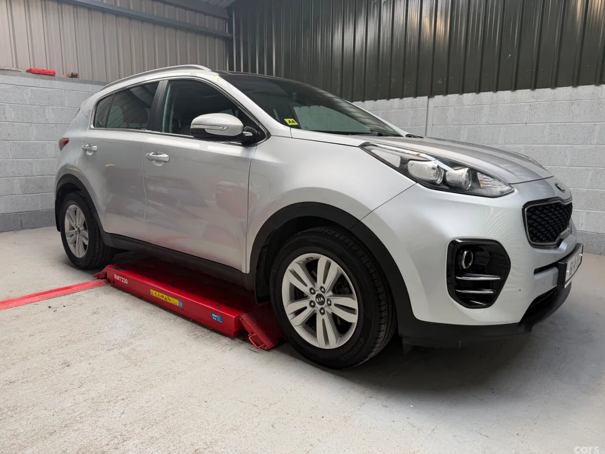 Kia Sportage SUV, Diesel, 2016, Silver