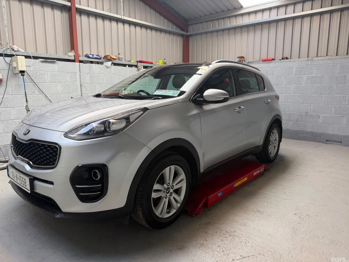 Kia Sportage SUV, Diesel, 2016, Silver