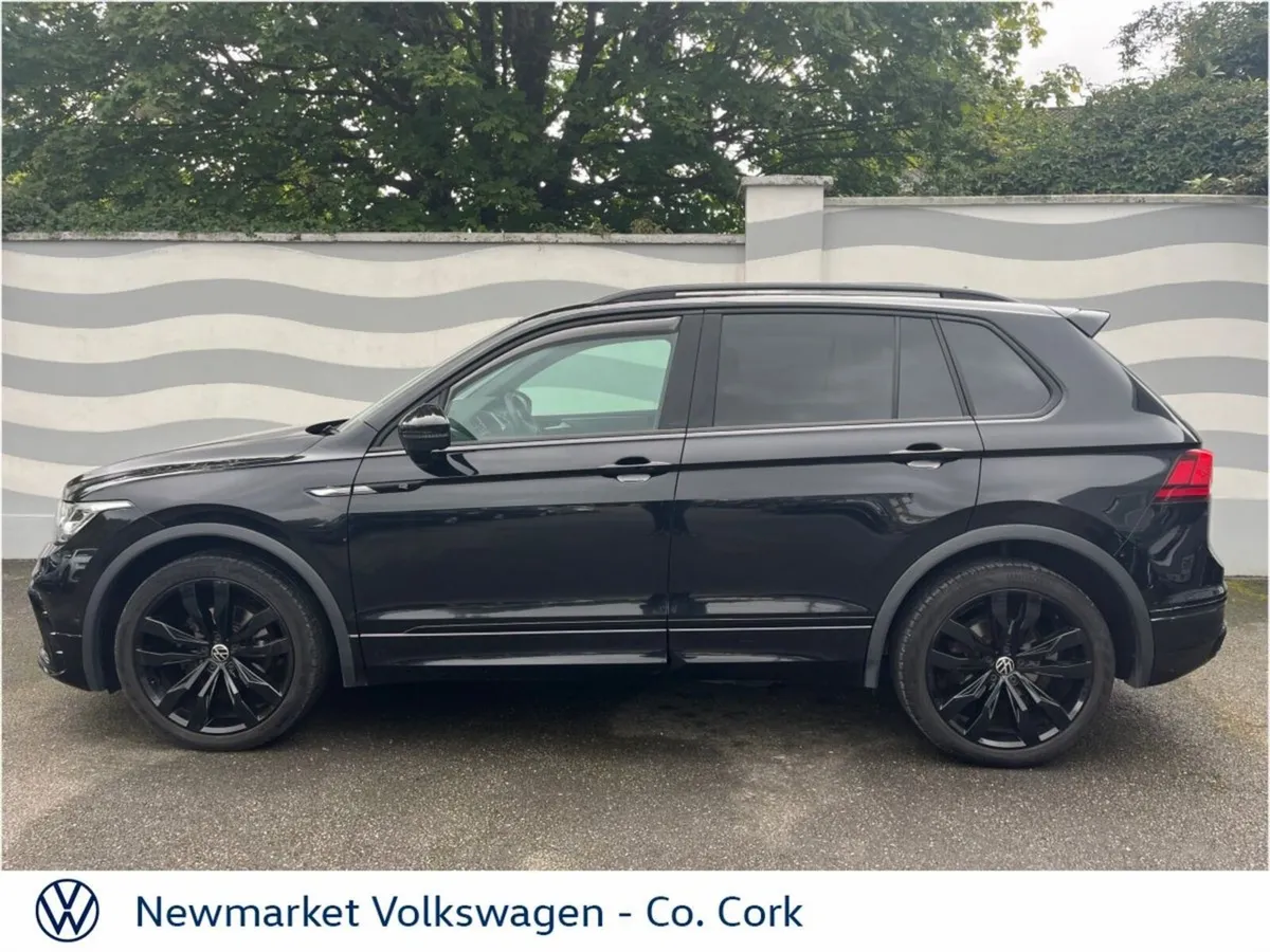Volkswagen Tiguan SUV, Diesel, 2023, Black