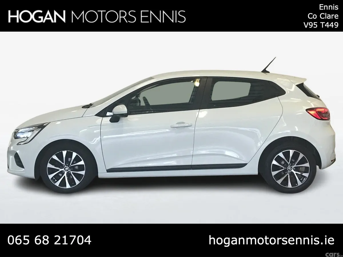 Renault Clio Hatchback, Petrol, 2022, White