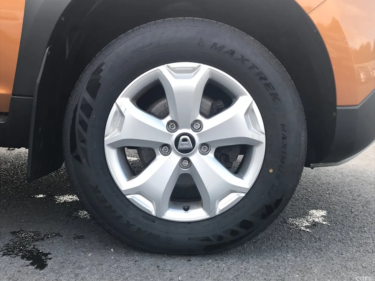Dacia Duster SUV, Diesel, 2020, Orange
