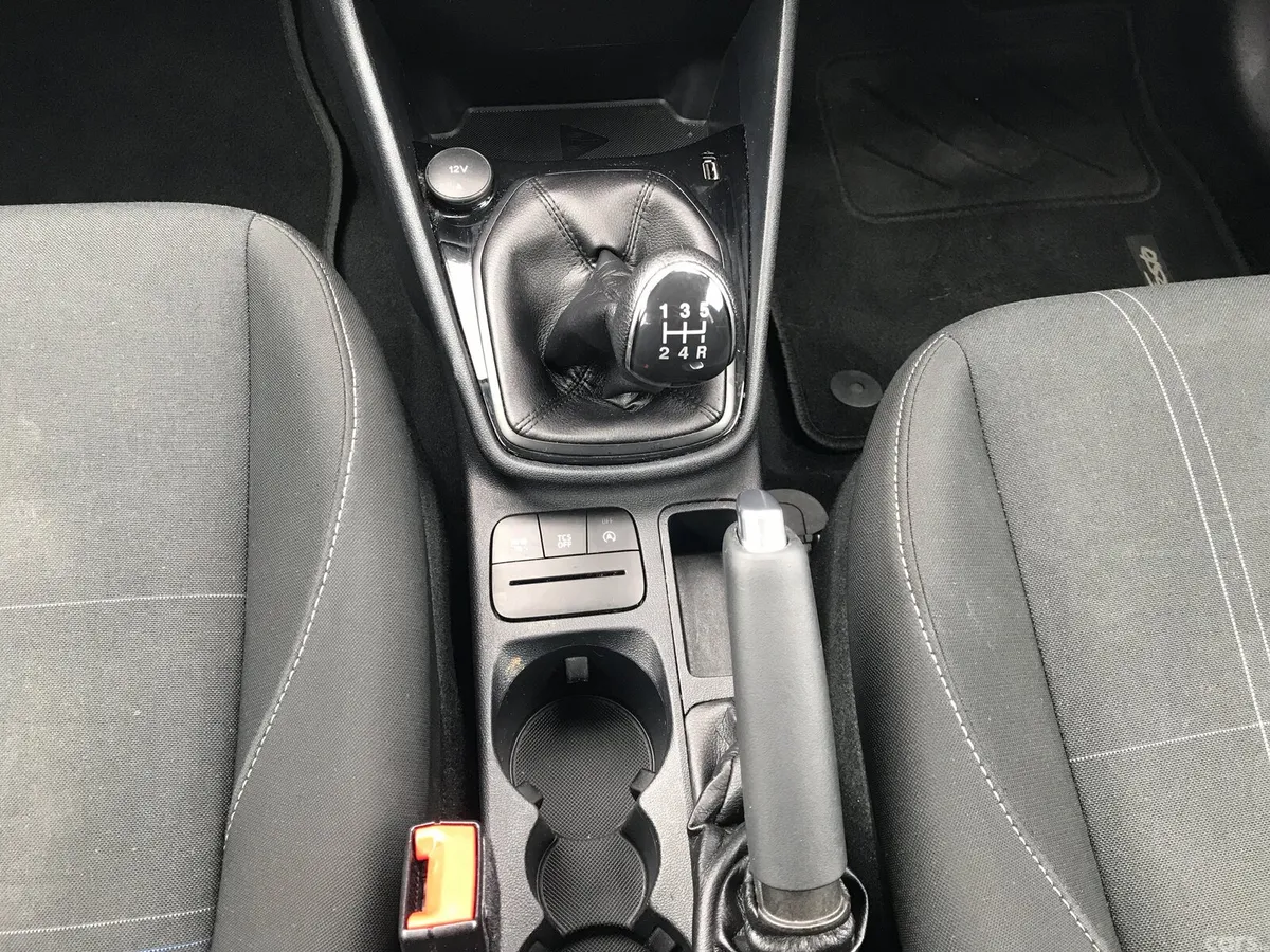 Ford Fiesta Hatchback, Petrol, 2020, Blue