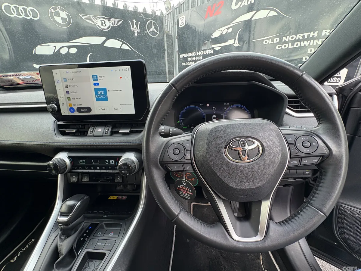 Toyota RAV4 SUV, Petrol Hybrid, 2024, Grey