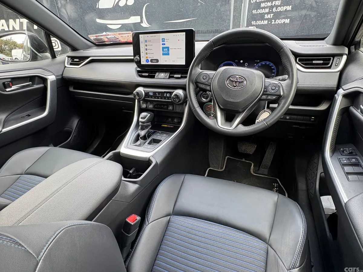 Toyota RAV4 SUV, Petrol Hybrid, 2024, Grey