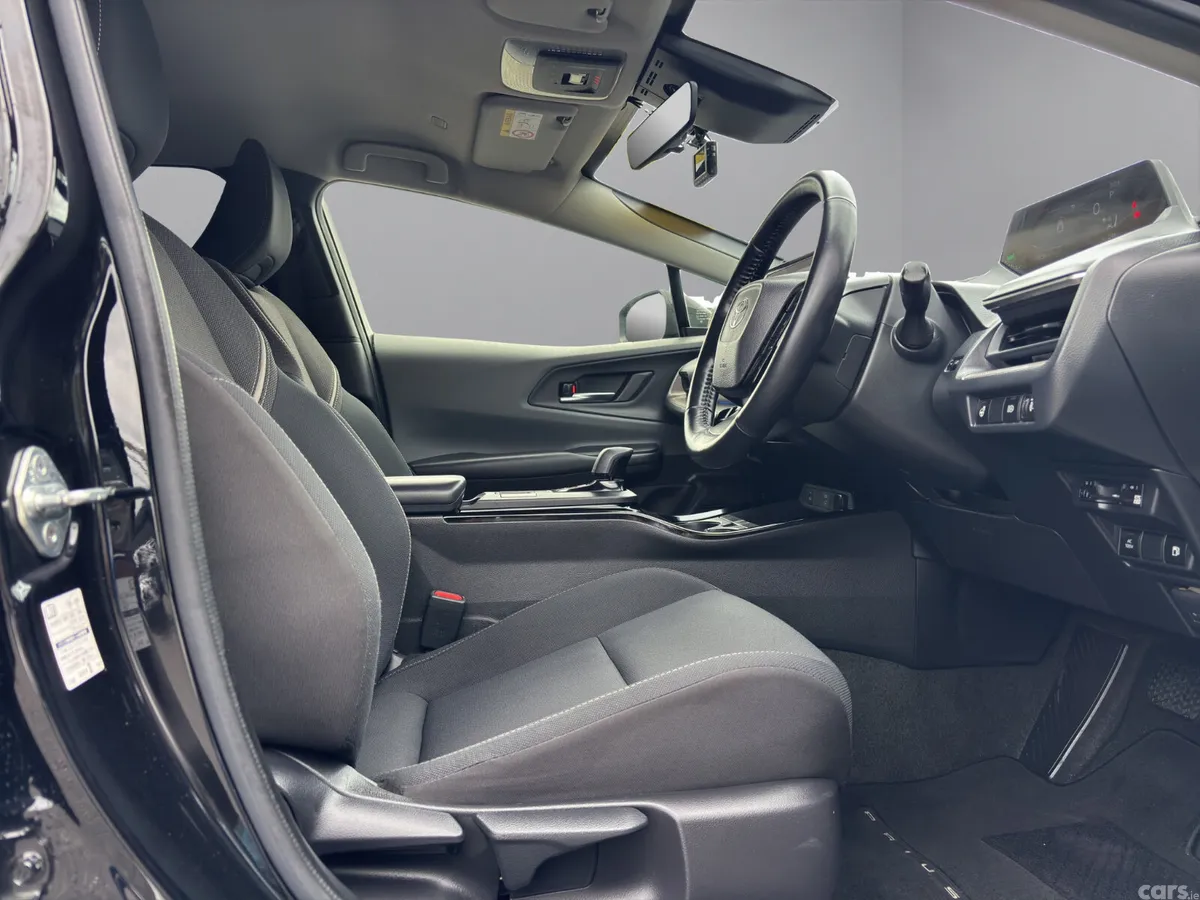 Toyota Prius Saloon, Petrol Hybrid, 2023, Black