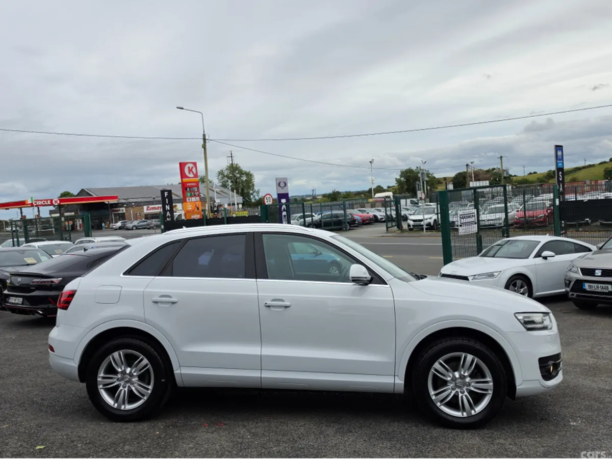 Audi Q3 SUV, Petrol, 2015, White