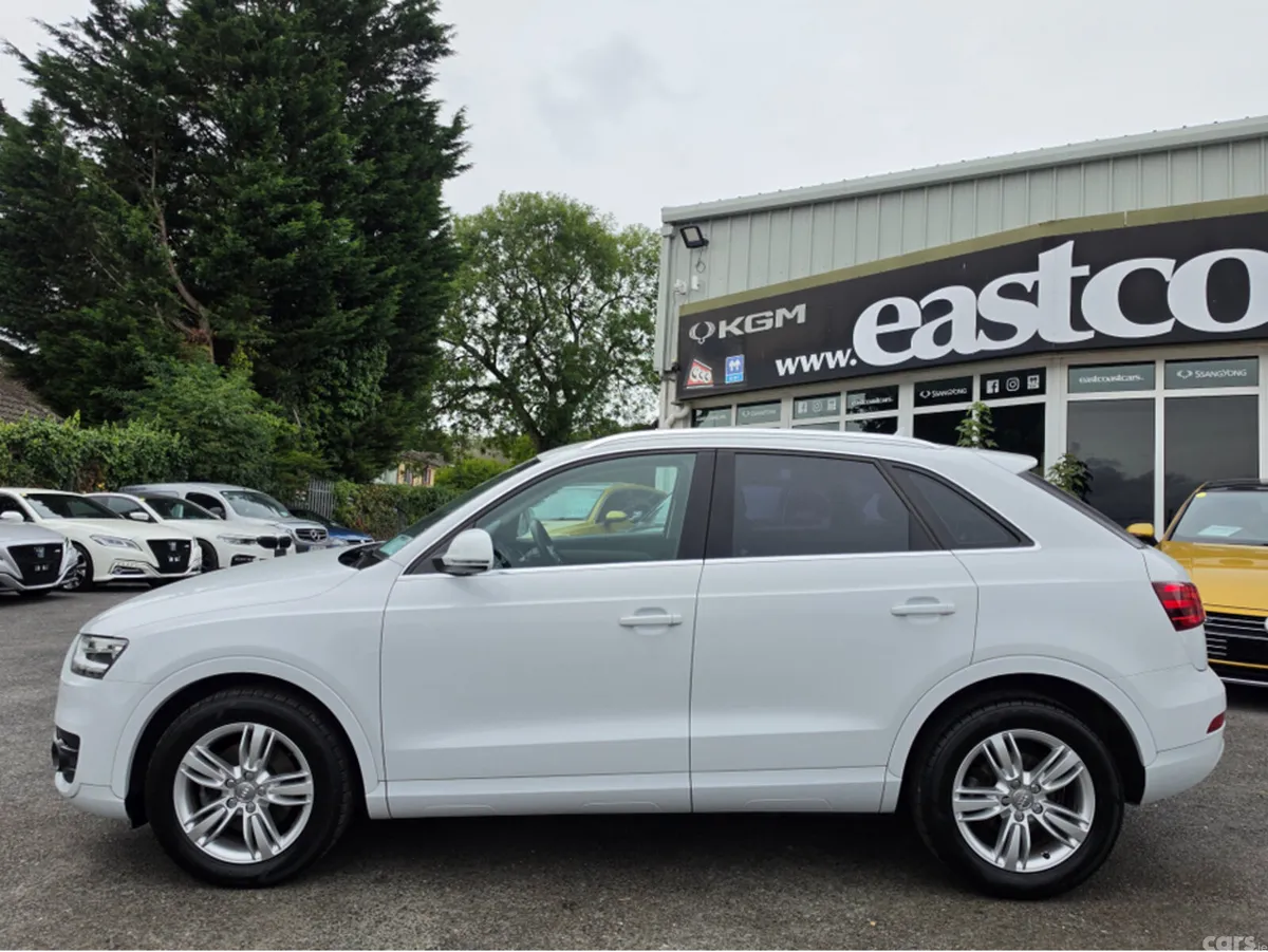 Audi Q3 SUV, Petrol, 2015, White