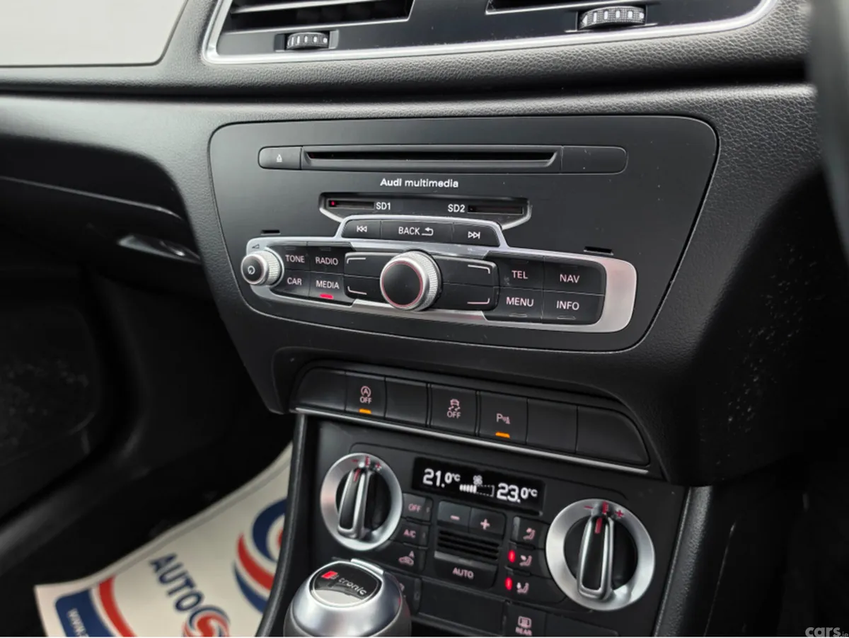 Audi Q3 SUV, Petrol, 2015, White