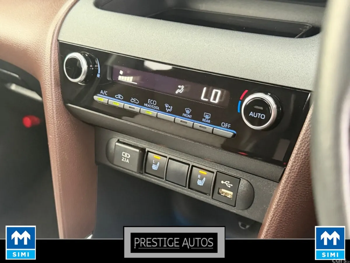 Toyota Yaris Cross SUV, Petrol Hybrid, 2021, Blue