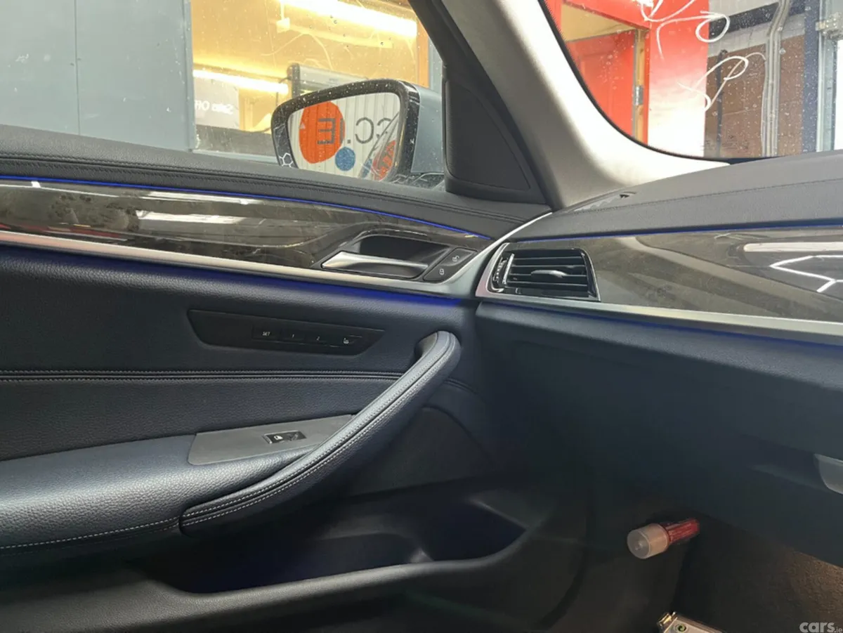 BMW 5-Series Saloon, Petrol, 2018, Blue
