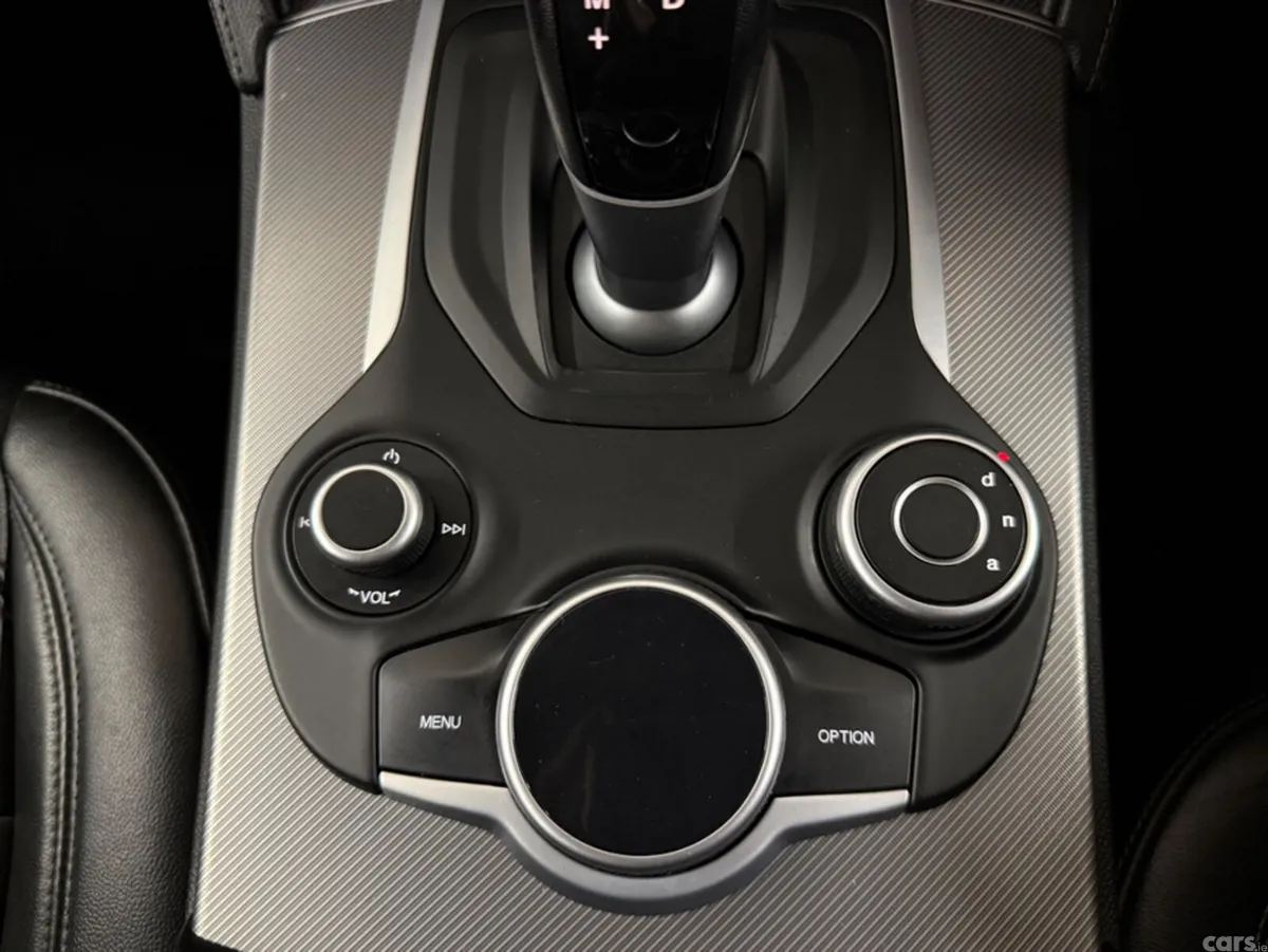 Alfa Romeo Stelvio MPV, Petrol, 2019, Blue