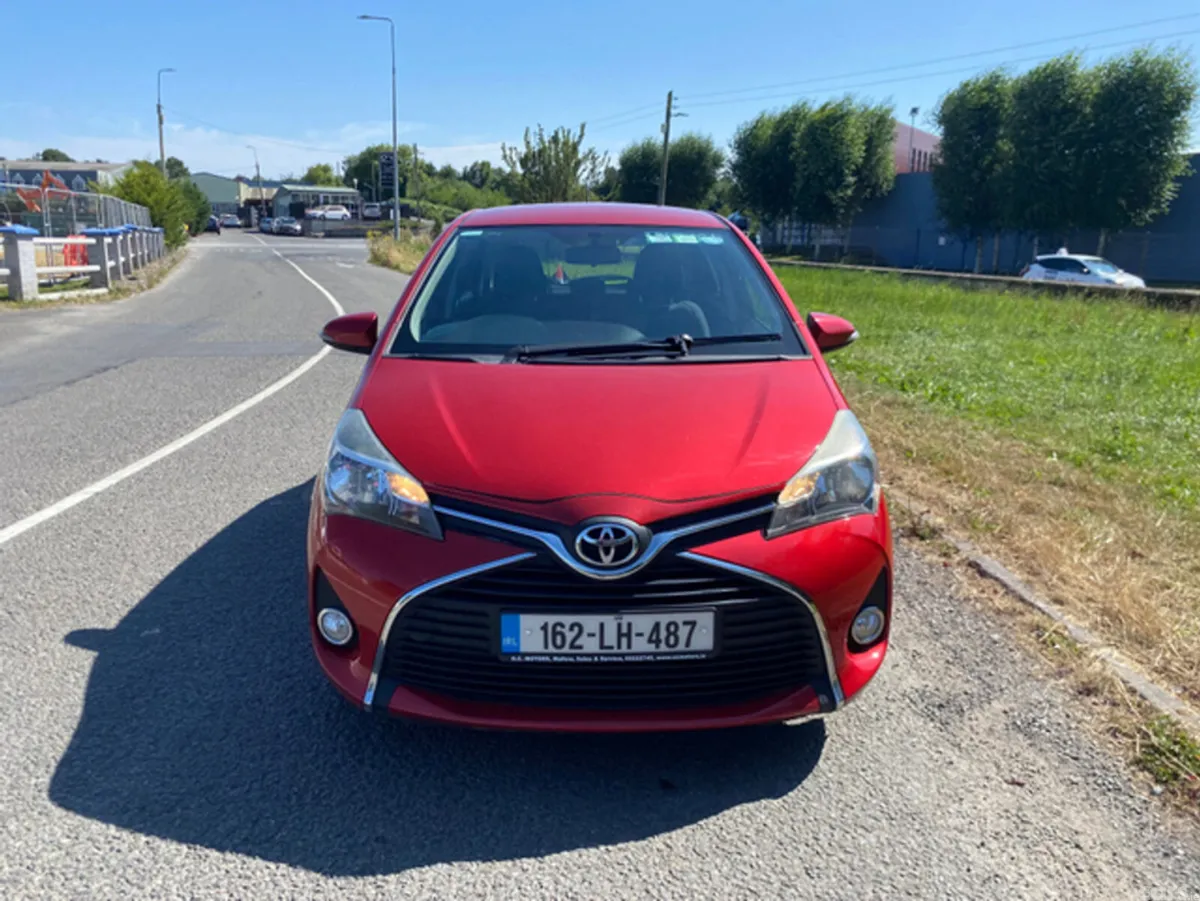 Toyota Yaris Hatchback, Diesel, 2016, Red