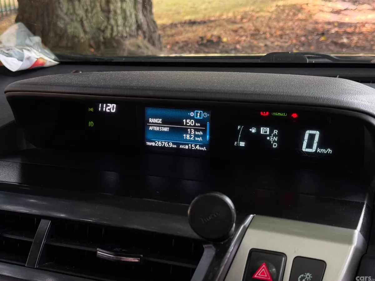 Toyota Prius MPV, Petrol Hybrid, 2016, Black